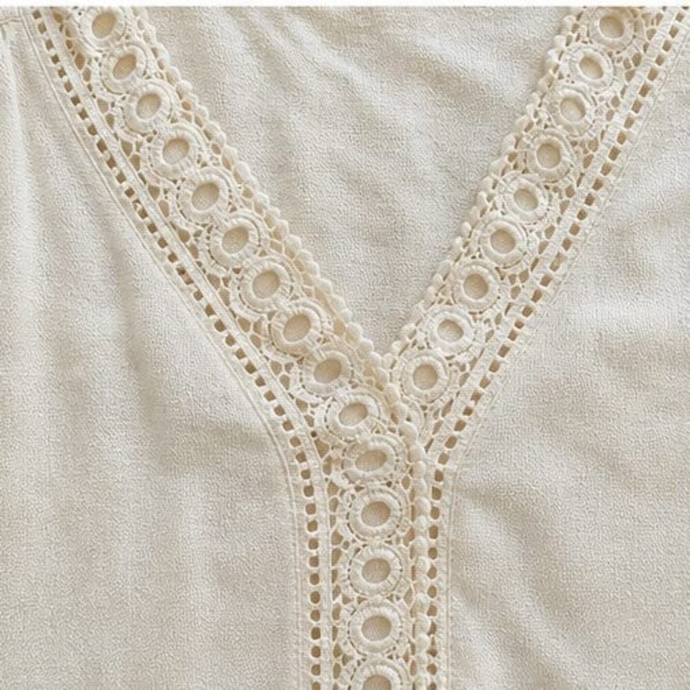 Cream Cami Blouse - Picture 4 of 6